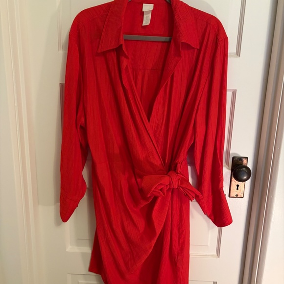 H&M red wrap-around M mini dress - Picture 10 of 12